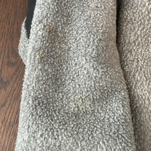 The North Face Women’s Black and Grey Fleece Size Medium - Picture 7 of 8